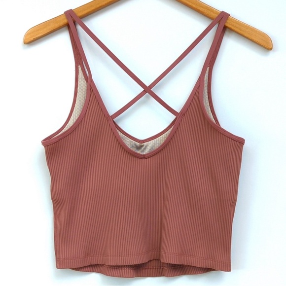 VUORI Performance Ribbed Crop Tank Top Yoga Strappy Sports Bra  Terracotta Sz M - Picture 3 of 5